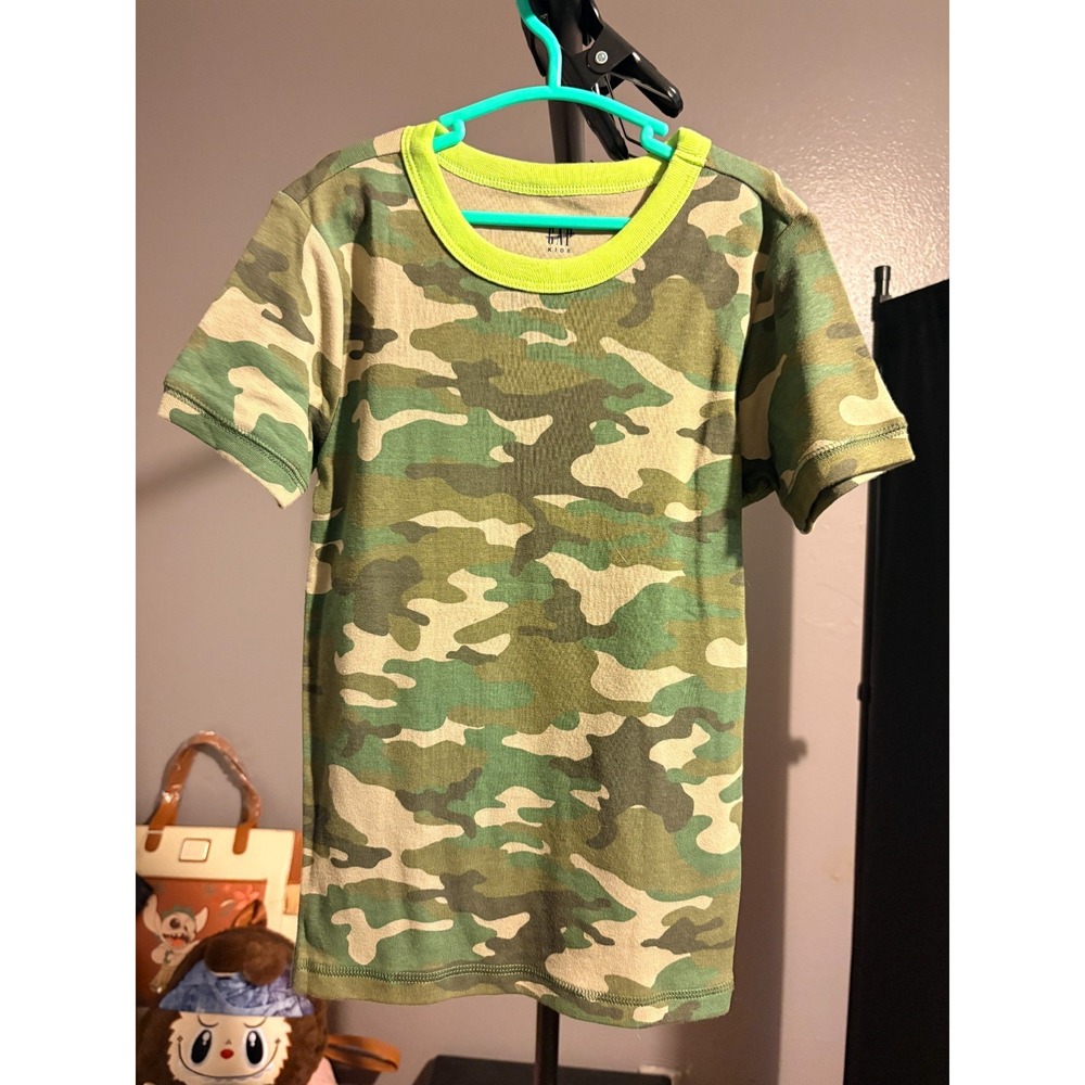 GAP Kids - Boys Camo T- Shirt Sz 8